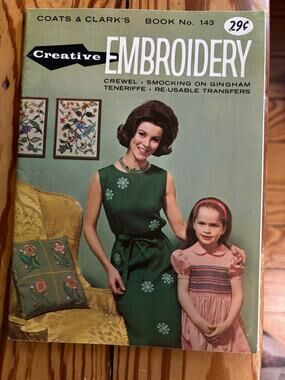 Coats & Clark's Embroidery Book No. 143 1963 PB NEW